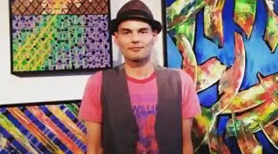 Simon Luckinbill